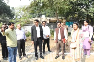 कस्तूरबा गांधी आवासीय बालिका विद्यालय का केंद्रीय प्रभारी अधिकारी नीति आयोग ने किया निरीक्षण