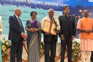 मोतीलाल नेहरू राष्ट्रीय प्रौद्योगिकी संस्थान के एलुमनाई एसोसिएशन द्वारा प्रो0 (डा0) भरत राज सिंह को ‘मोती पुरस्कार’ से सम्मानित किया गया