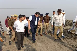 कार्तिक पूर्णिमा स्नान पर्व की तैयारियों का जिलाधिकारी एवं पुलिस अधीक्षक ने किया निरीक्षण