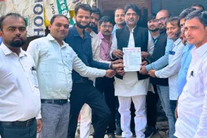 फार्मासिस्ट एसोसिएशन ने सांसद, विधायक को सौंपा ज्ञापन