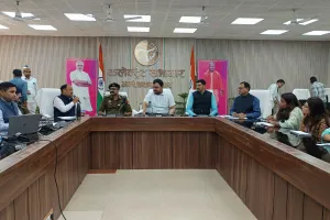 सिविल सर्विसेज ऑफिसर्स को दी गई अंबेडकरनगर जनपद की भौगोलिक, प्रशासनिक एवं विकास योजनाओं की विस्तृत जानकारी