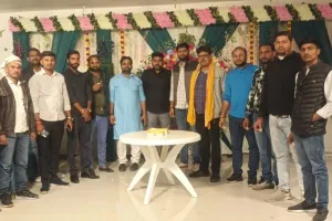 लोक जनशक्ति पार्टी भदोही ने धूम धाम से मनाया बिहार में NDA की जीत का जश्न