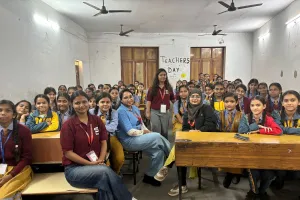 एस एस जेडी इंटर कॉलेज में ‘हेल्थ इन बॉक्स’ कार्यक्रम: सावी वेलफेयर सोसाइटी ने बांटे 200 सेनेट्री पैड और प्राथमिक उपचार किट