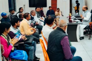 कुशीनगर : तय समय में SIR फॉर्म जमा करे बीएलओ – विनय जायसवाल