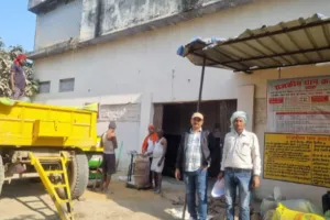 गोला तहसील की 9 राइस मिलों में धान कुटाई ठप, सरकारी खरीद पर संकट के बादल