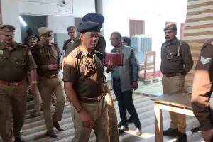 डीआईजी एस चनप्पा का औचक निरीक्षण: समाधान दिवस की पोल खुली, राजस्व विभाग नदारद—फरियादी मायूस लौटे