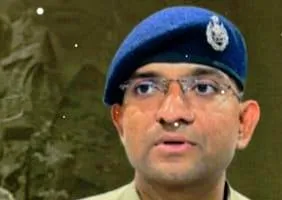 ललितपुर जिला कारागार में बागपत के कुख्यात अपराधी ढाका का आतंक. . . .