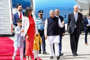 USA की सेकंड लेडी Usha Vance के 'रिंगलेस' लुक से अमेरिका में मची खलबली, वजह जानकर चौंक जाएंगे आप