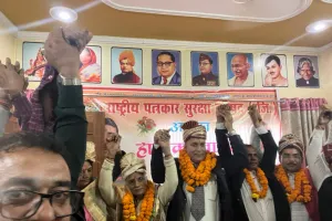 पत्रकारिता और न्यायपालिका, लोकतंत्र के दो सशक्त स्तंभ: वरिष्ठ अधिवक्ता डॉ. ए. पी. सिंह सम्मानित