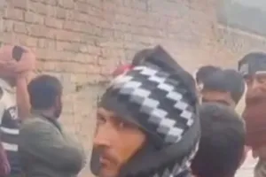 ट्रैक्टर पलटने से किसान की मौत, परिवार में मचा कोहराम