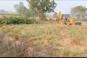 उप जिलाधिकारी शिखा शुक्ला द्वारा भूमि पर अवैध कब्जे को कराया गया मुक्त 