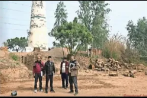 राजस्व और खनन विभाग के अधिकारियों की टीम द्वारा ईंट-भट्टों पर की गई सख्ती