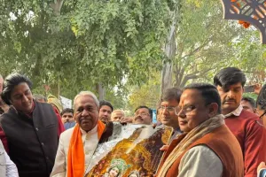 मिश्रिख़ में सूचना और जनसंपर्क विभाग की प्रदर्शनी का मिश्रिख़ विधायक ने किया उद्घाटन