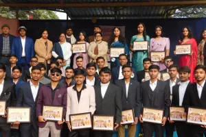 महर्षि विद्या मन्दिर नैनी में विदाई समारोह