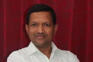 सरीसों एवं विभिन्न सब्जियों की खेती में जुटे कृषक 