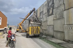 सिंघरावा ओवर ब्रिज की जैसे-तैसे मरम्मत : कांग्रेस ने एनएचएआई परियोजना निदेशक पर भी लगाया लापरवाही का आरोप