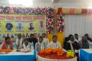 नाई समाज के सशक्तिकरण की नई इबारत: उषा ठाकुर के नेतृत्व में शिक्षा, एकता और आत्मनिर्भरता पर केंद्रित ऐतिहासिक सम्मान सम्मेलन