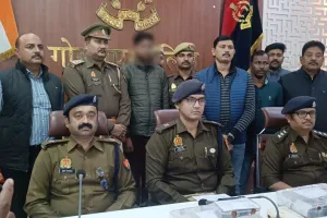 पुलिस ने दोहरे हत्याकांड का किया पर्दाफाश चोरी के आभूषण, हथौड़ा, मोबाइल व पांच लाख की अवैध संपत्ति बरामद