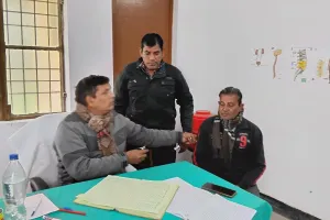 बदलते मौसम मे आयुर्वेद की दवाइयो से ऐलर्जी से होने बाली बीमारियो को मात।