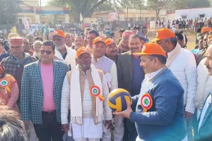 सोनभद्र प्रभारी मंत्री रविन्द्र जायसवाल ने किया विधायक खेल महाकुंभ का भव्य शुभारंभ ,बोले- खेलोगे कूदोगे तो भी बनोगे नवाब