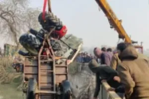 बिधनू में ट्रैक्टर ट्राली नहर में गिरी,चालक लापता, गोताखोर तलाश में जुटे