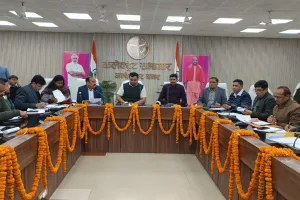 डीएम की अध्यक्षता में श्रवण धाम महोत्सव–2026 की तैयारियों की व्यापक समीक्षा बैठक संपन्न