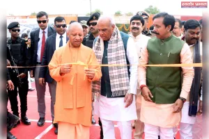 सीएम ने सिद्धार्थनगर  को 1052 करोड़ की  229 परियोजनाओं  की सौगात दी