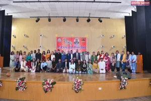 लोकनृत्य में दिखी उत्तर प्रदेश की संस्कृति एवं सभ्यता की झलक