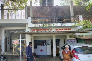 सोनभद्र में नशीली दवाओं के खिलाफ ड्रग इंस्पेक्टर की बड़ी कार्रवाई मेडिकल स्टोर पर छापेमारी, दो दवाओं के नमूने सील