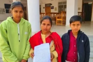 पति की जमीन धोखे से हड़पने का आरोप, न्याय न मिलने पर धरने की चेतावनी