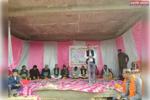 सहदेमऊ में कवि सम्मेलन में गूंजी देशभक्ति,प्रेम और सामाजिक समरसता की आवाज