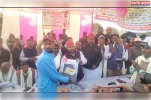 सिघौर तारा में क्रिकेट टूर्नामेंट का फाइनल, पूरे लोहारन ने मारी बाज़ी