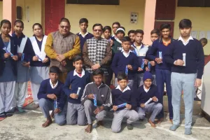 श्रीनिवास रामानुजन जयंती के अवसर पर शैक्षिक प्रदर्शनी एवं  वार्षिकोत्सव में प्रतिभाग करने वाले बच्चे हुए पुरस्कृत