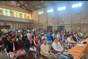 सड़क पर अनुशासन बनाए रखना बेहद जरूरी: डॉ. पुष्पा 