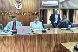 सोनभद्र मतदाता सूची पुनरीक्षण को लेकर कलेक्ट्रेट में अहम बैठक, 30 व 31 जनवरी को चलेगा विशेष पंजीकरण अभियान