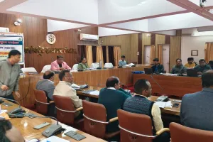 मुख्य विकास अधिकारी की अध्यक्षता में प्रथम अर्न्त्तविभागीय फाइरेलिया नियंत्रत्रण की बैठक सम्पन्न, संबंधितों को दिये निर्देश  