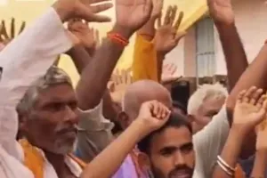 शास्त्रीनगर–बेलवनिया गंडक पुल पर संकट, बगहावासियों में आक्रोश