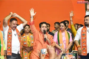 नालासोपारा में भाजपा-महायुति की ताक़त का प्रदर्शन मंत्री नितेश राणे ने प्रचार रैली के ज़रिए चुनावी फूंका बिगुल 