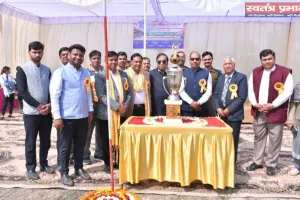 दो दिवसीय बांके बिहारी ऑटो फुटबॉल (पुरुष) प्रतियोगिता“ का हुआ शुभारंभ 