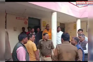 रसड़ा में शराब दुकान के पास युवक की हत्या: पुरानी रंजिश में चाकू से गोदा