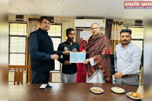 विधायक विनय वर्मा ने 09 किसान परिवारों को 30 लाख रुपये की सहायता राशि के चेक को किया वितरित