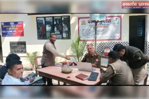 सरकारी संपत्ति को क्षति पहुंचाने वाले और रास्ता बंद करने वाले दबंगों के खिलाफ समाधान दिवस में  की शिकायत लगाई न्याय की गुहार 