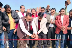 पूर्व विधायक संजय प्रताप, एसडीएम हिमांशु ने किया क्रिकेट प्रतियोगिता का उद्घाटन