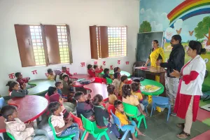 विकास समिति सोनभद्र एवं चाइल्ड्  राइट्स एंड यू के नेतृत्व फूड डेमो के माध्यम से लोगों को किया जागरूक