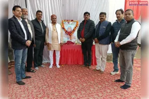 वरिष्ठ पत्रकार रामकिशोर त्रिवेदी की माता को दी गई श्रद्धांजलि