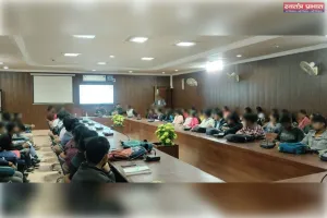 ईश्वरशरण डिग्री कॉलेज  में साइबर जागरूकता अभियान चलाकर छात्र-छात्राओं को किया गया जागरुक