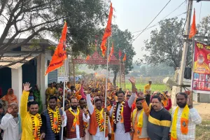 कुशीनगर: सोहरौना में श्री शिव प्राण प्रतिष्ठा महोत्सव के तहत भव्य कलश यात्रा, श्रद्धालुओं की उमड़ी आस्था