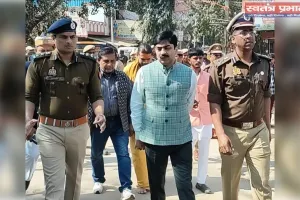 महाशिवरात्रि को लेकर कमिश्नर और डीआईजी ने भद्रेश्वरनाथ मंदिर का किया निरीक्षण