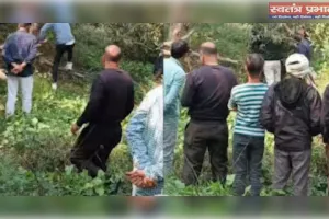 बस्ती मे आये दिन मिल रही हैं लाशें,आज हरैया में पेड़ से लटकी मिली लाश