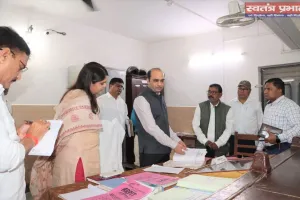 जिलाधिकारी के तहसील सदर के सघन निरीक्षण से अधिकारियों-कर्मचारियों में मचा हड़कंप